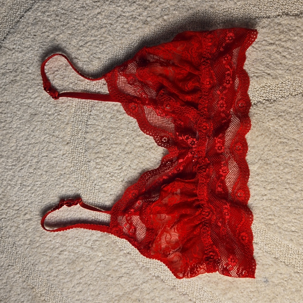 B.tempted Red Bralette size Large